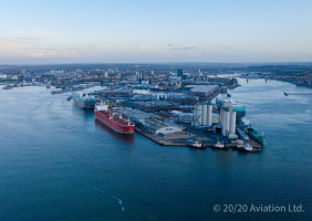 Nave Andromeda berthed at Southampton